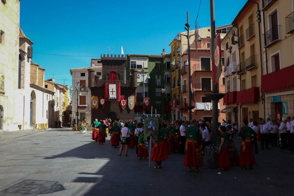 El municipio celebra el día de San Hipólito con los actos de la ofrenda, la presentación de armas y la procesión