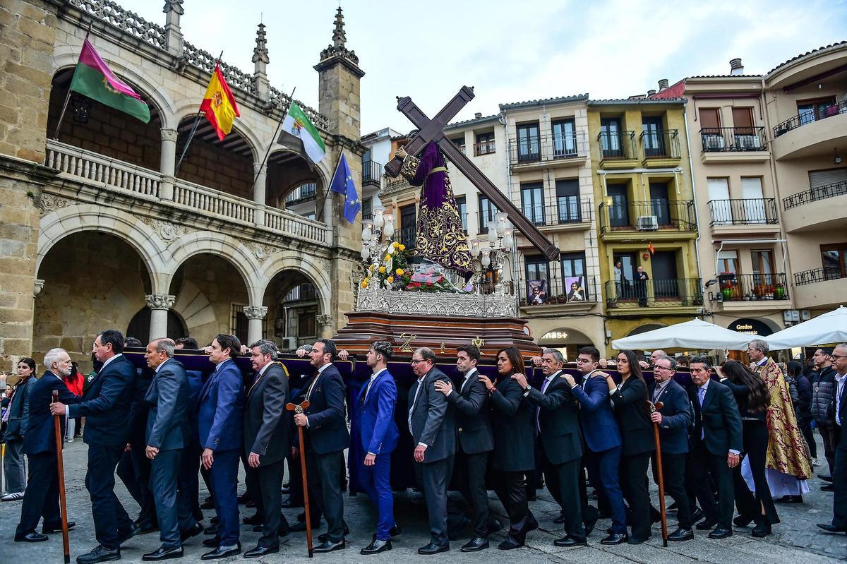 Salida Extraordinaria de Nuestro Padre Jesús Nazareno de Plasencia en su 95 aniversario