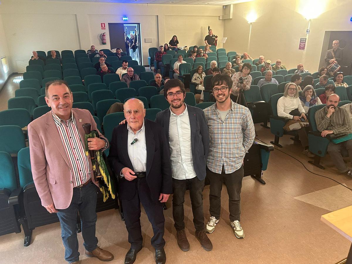 Por la izquierda, Valentín Fuente, Maximino García, Luis Pola y Rodrigo Joglar