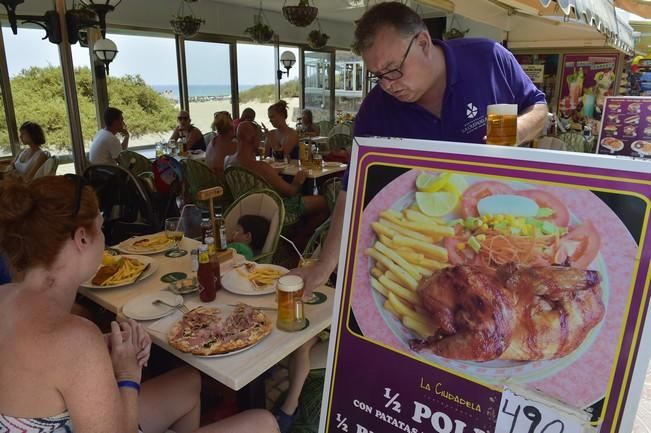 Reportaje turistas en los restaurantes del sur