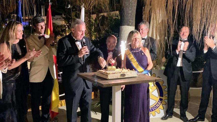 Rotary Club Marbella celebra una cena benéfica a favor de CUDECA