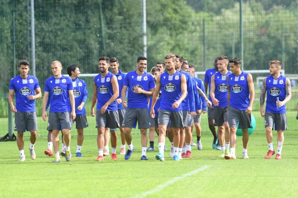 El cuerpo técnico encabezado por Juan Antonio Anquela diseñó para esta semana un plan de trabajo con seis entrenamientos, todos en la ciudad deportiva, antes del debut liguero del domingo.