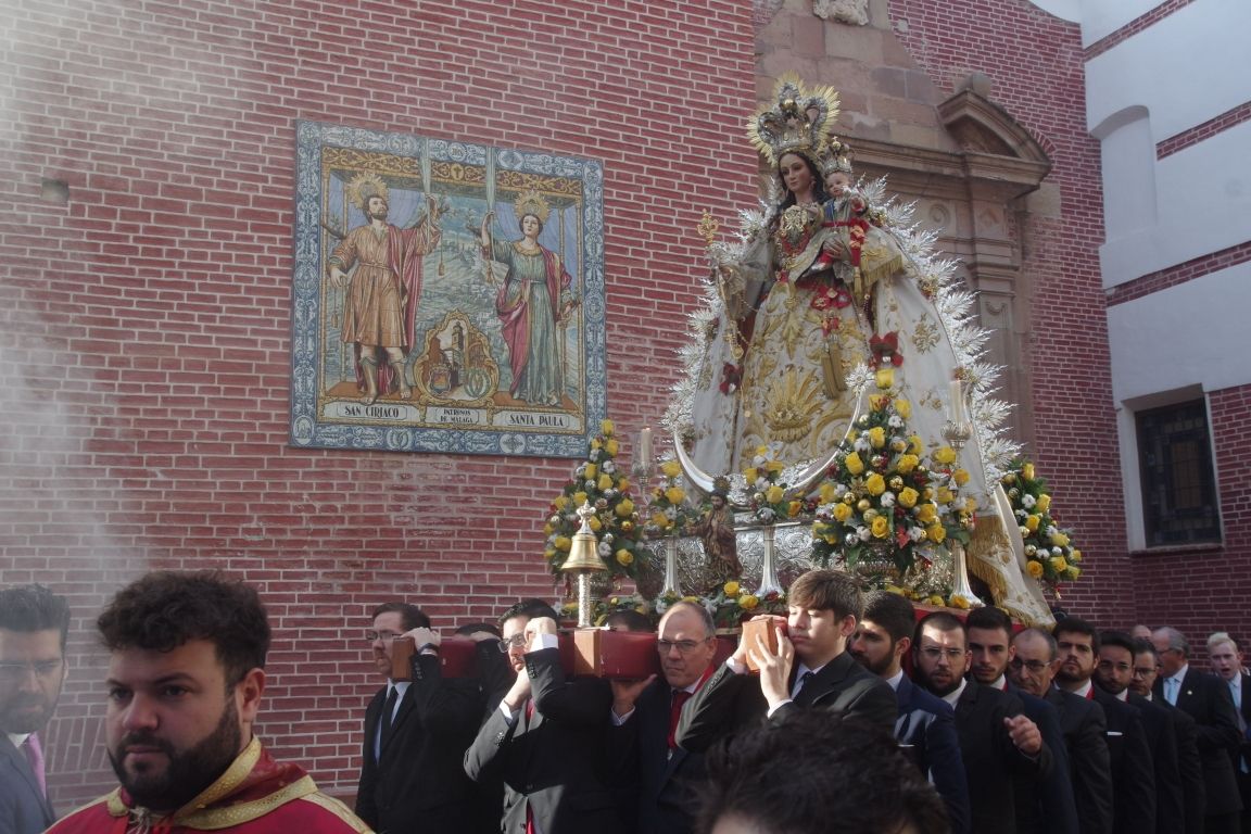 Rosario votivo de la Virgen de los Remedios por la feligresía de Los Mártires