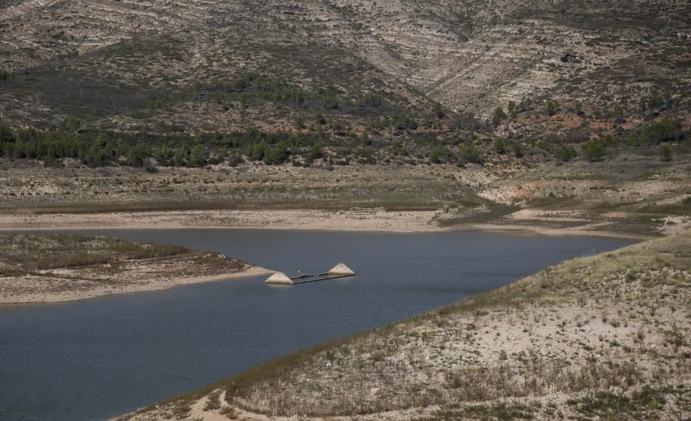 Sequía en el embalse de Forata