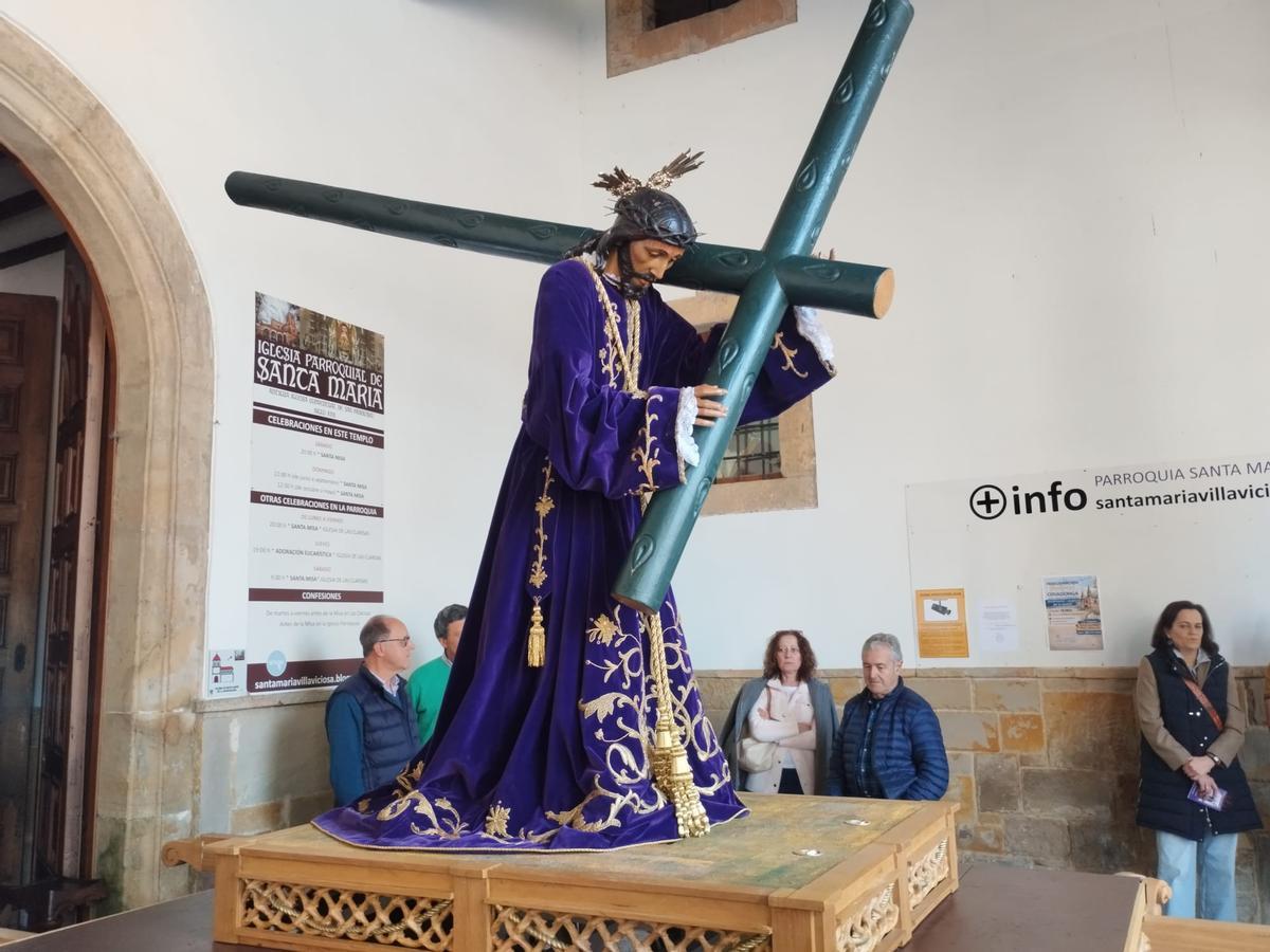 La bendición de las nuevas andas del Nazareno en Villaviciosa, en imágenes La bendición de las nuevas andas del Nazareno en Villaviciosa, en imágenes