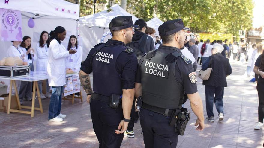 La rápida actuación de la Policía Local permite localizar a un joven con discapacidad desaparecido en Xàtiva