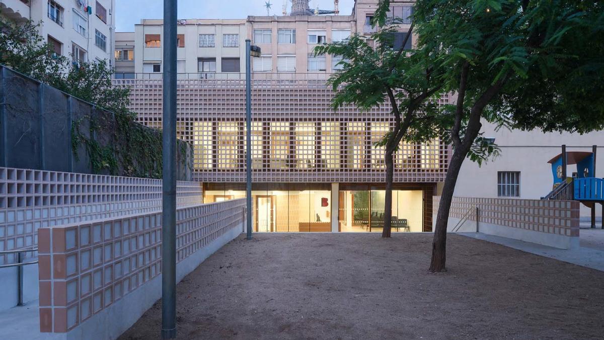 El nuevo Centre Serveis Socials de Sagrada Família.