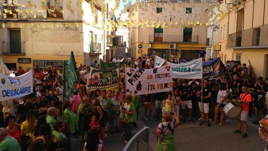 Los ainzoneros se vuelcan en unos festejos muy populares