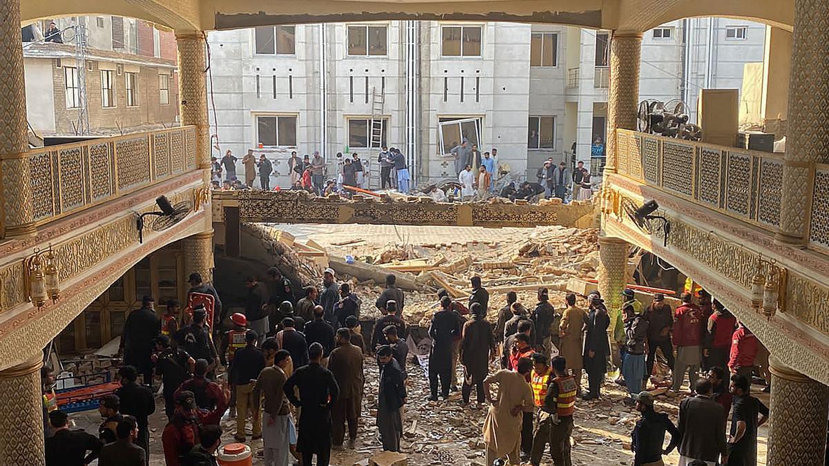 Ataque suicida en una mezquita de Pakistán
