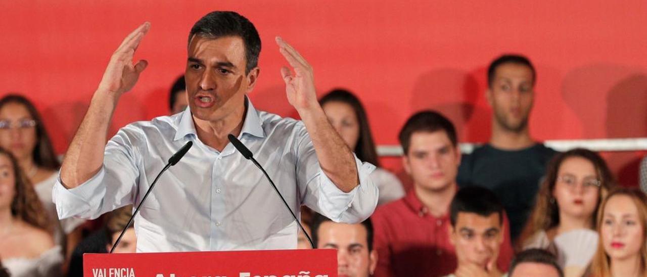 Pedro Sánchez arranca en València: más financiación y un gesto con la Vega Baja