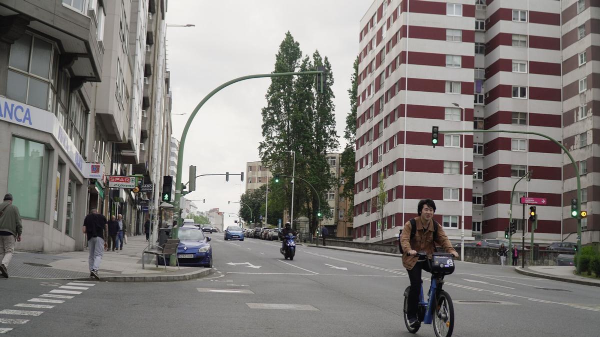 Vecinos de Monelos opinan del barrio