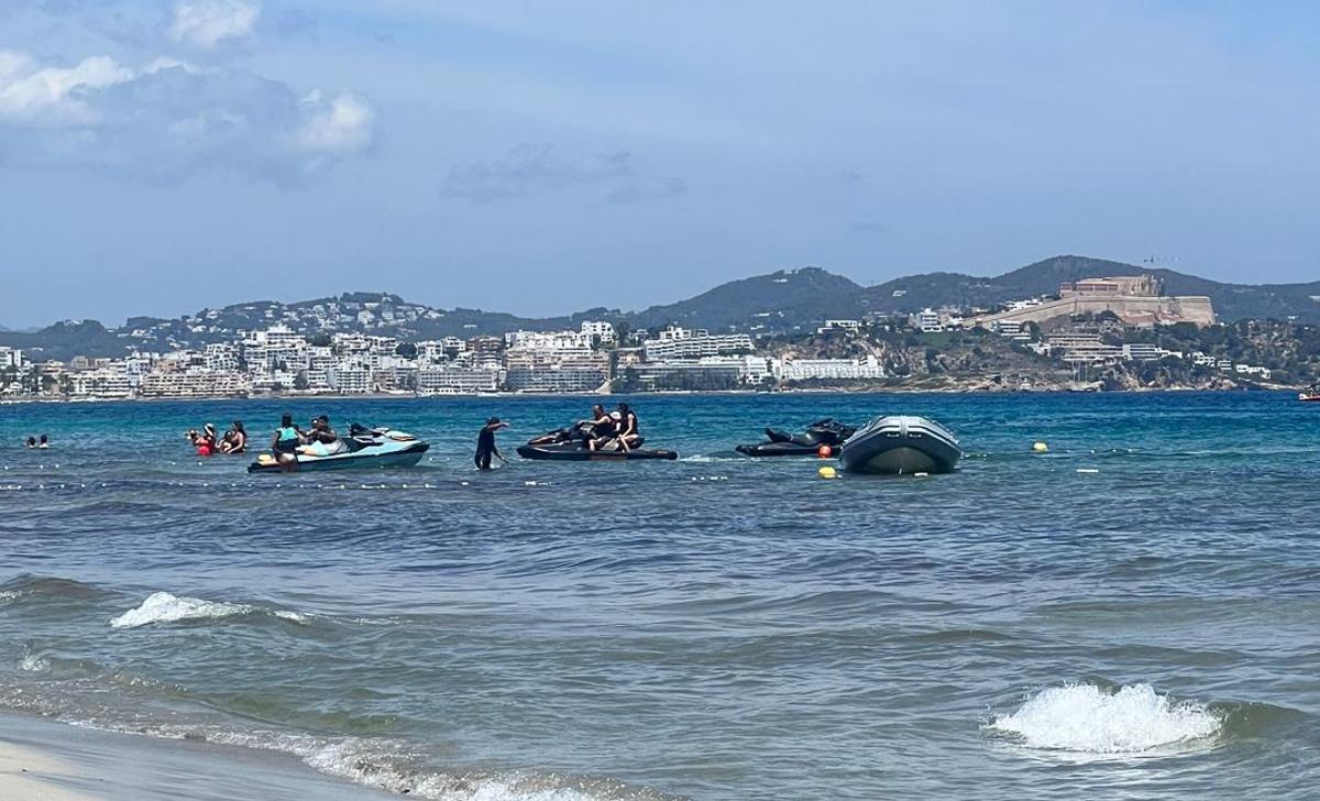 Motos de agua en Platja d'en Bossa