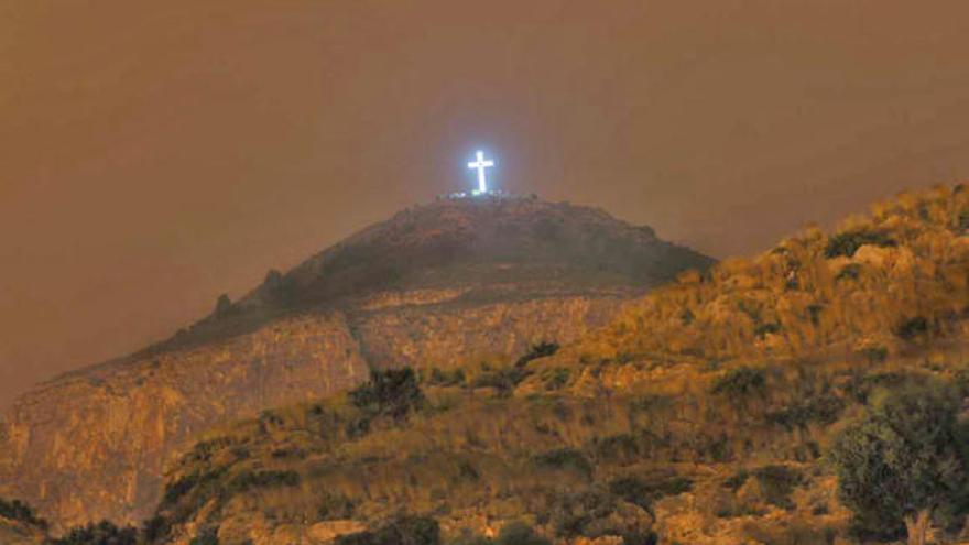 La Cruz de la Muela se ilumina