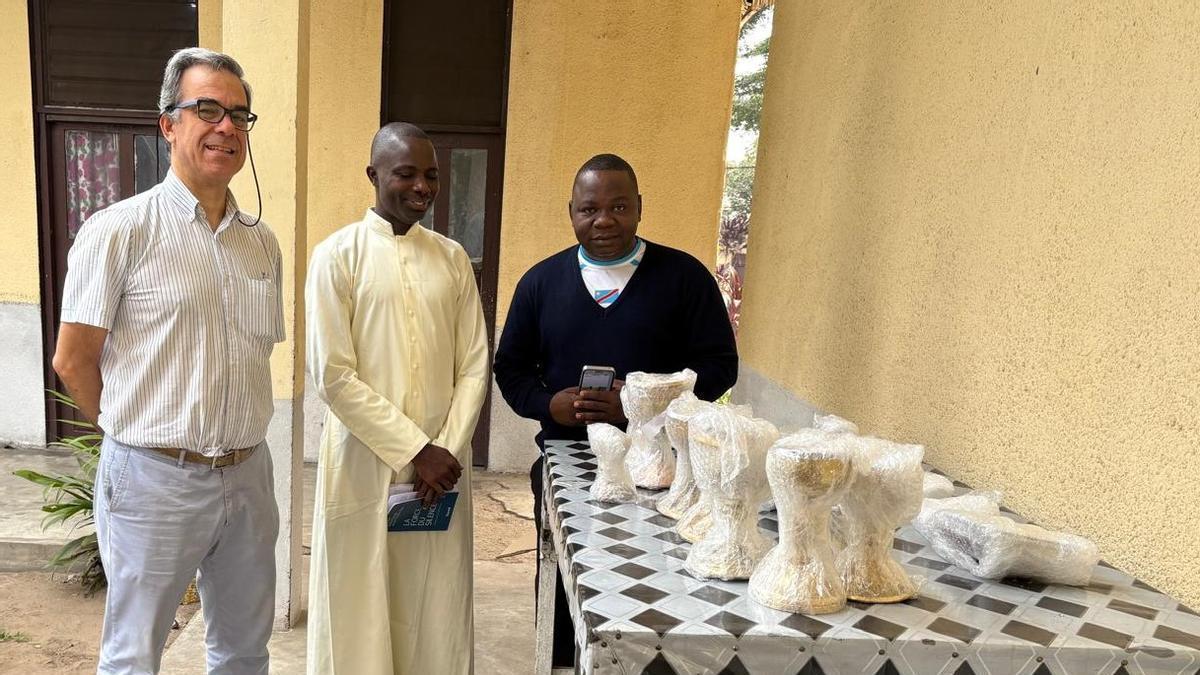 Els calzes donats pel bisbat de Solsona al Congo