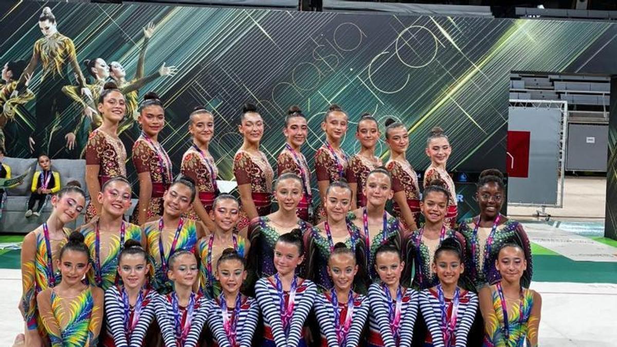 Las participantes del club en el campeonato.