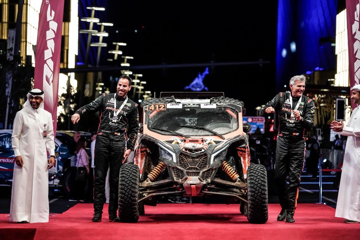 Marc Sola y Ricardo Ramiro, en la ceremonia de salida.