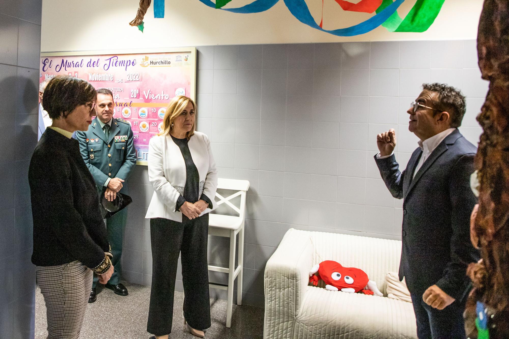 Visita de la Directora de la Guardia Civil al colegio de Hurchillo