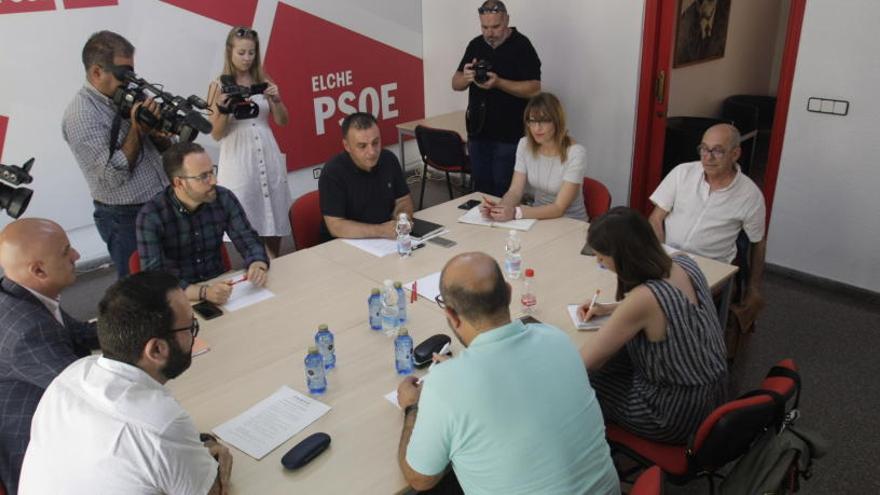 La última reunión oficial entre PSOE y Compromís, celebrada a principios de esta semana.