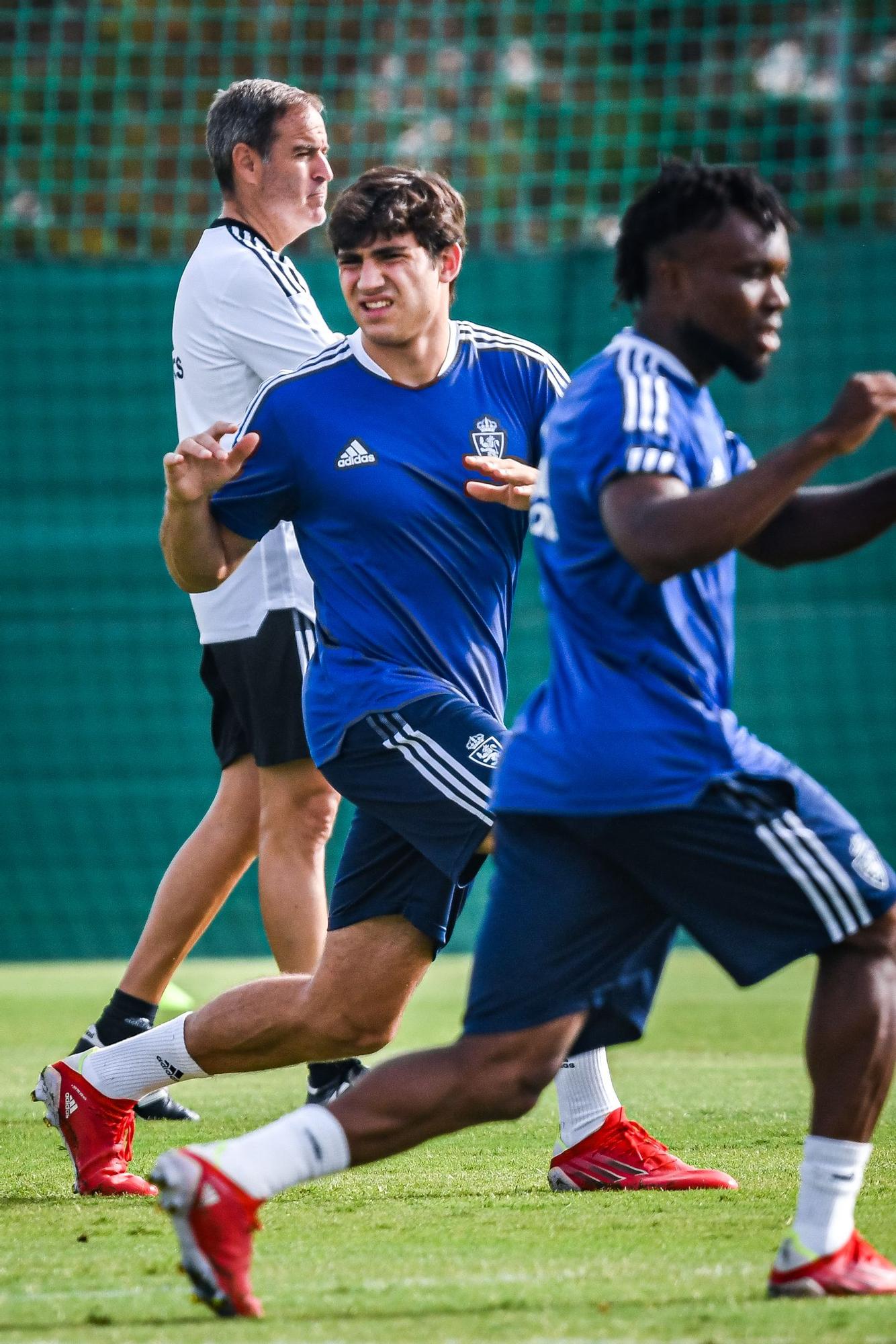 Segundo entrenamiento del Real Zaragoza en las instalaciones del las instalaciones de Pinatar Arena