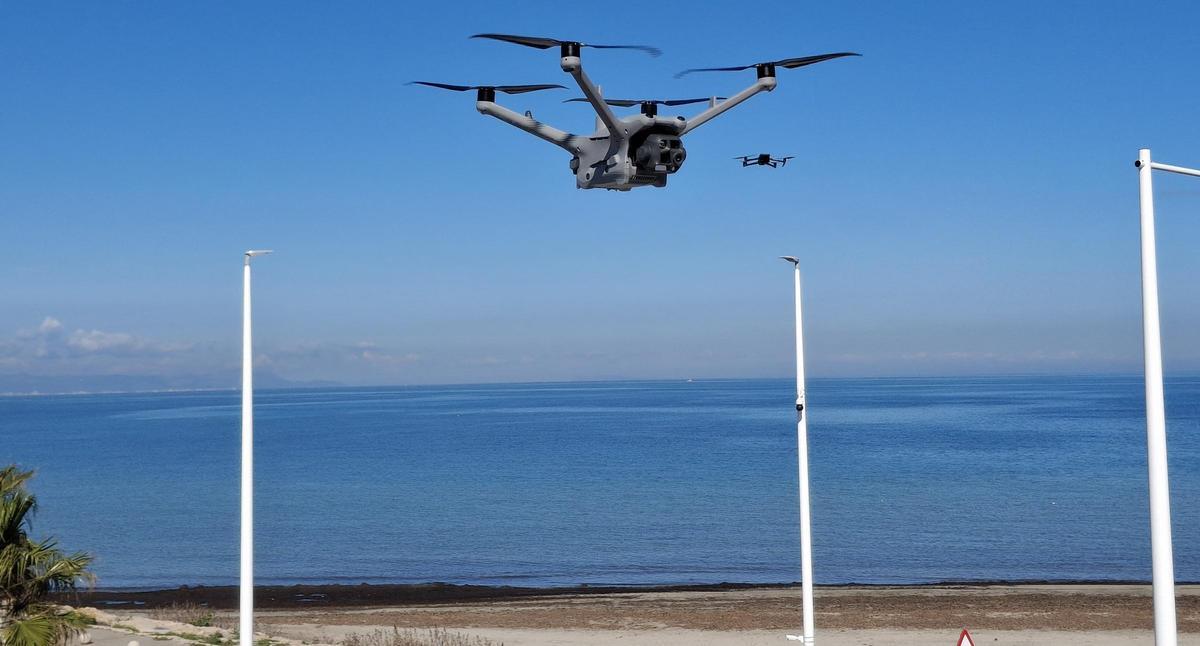 Los drones han sobrevolado el mar hoy en calma de Dénia