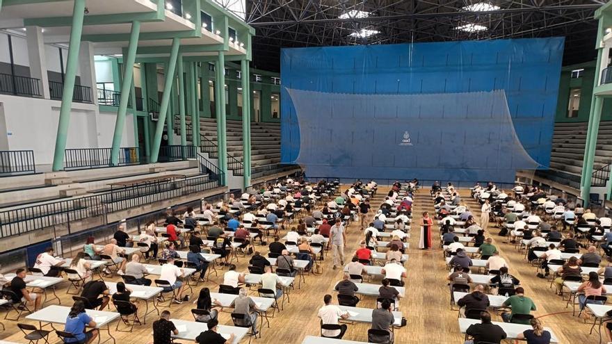 Más de 230 personas aprueban el examen para ser taxistas en Santa Cruz de Tenerife