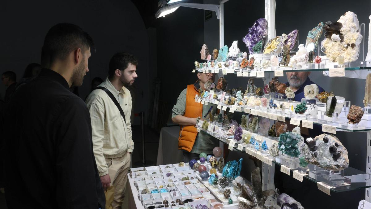 Una pasada edición de la Feria de Minerales de Vigo.
