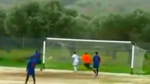 Els jugadors grecs ja celebraven el gol.