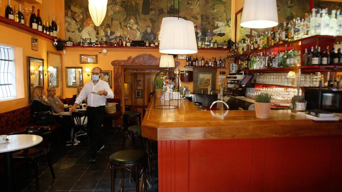 BALEARES.-Comercio y Hostelería suponen el 36,9% del empleo en Baleares, según Adecco