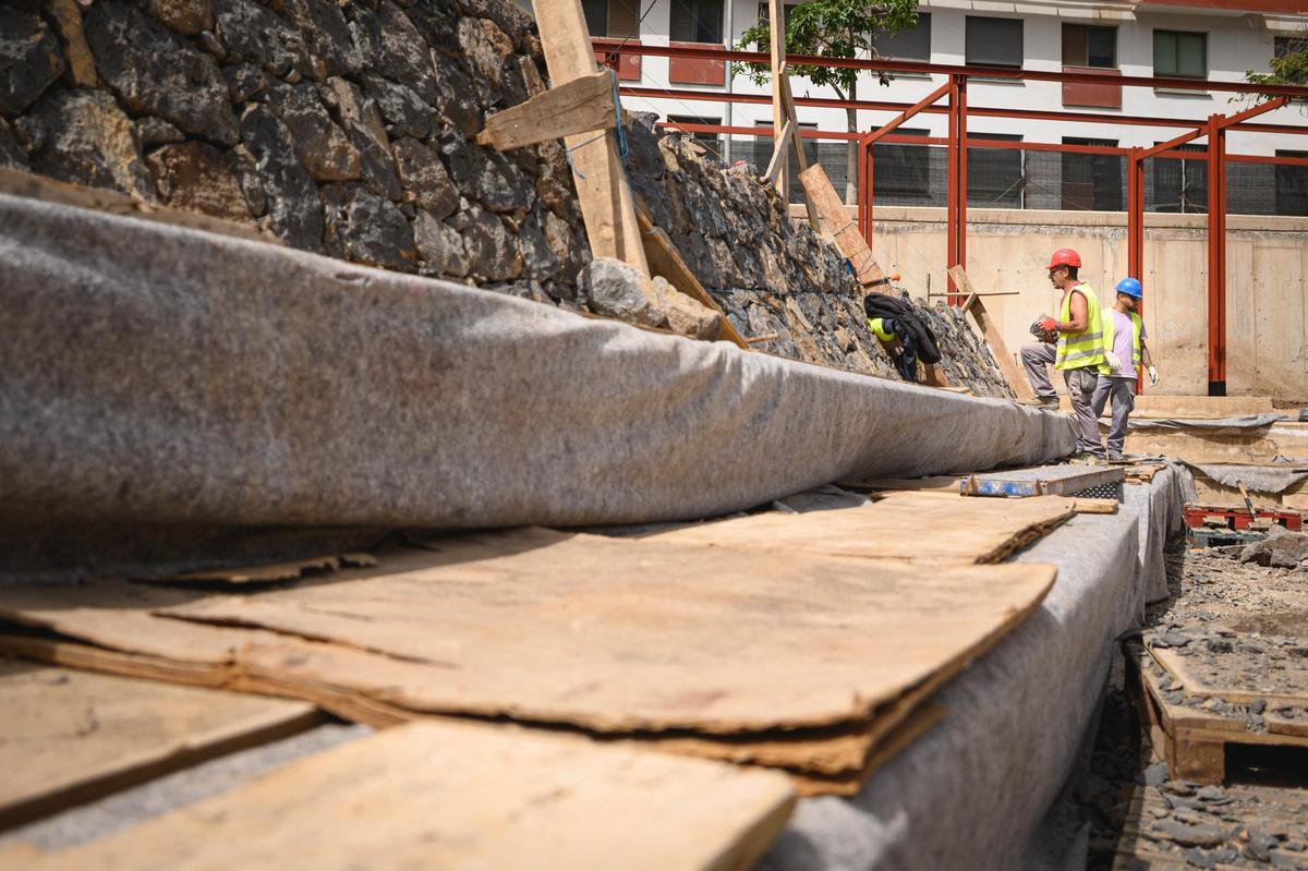 Visita a las obras del nuevo polideportivo de María Jiménez