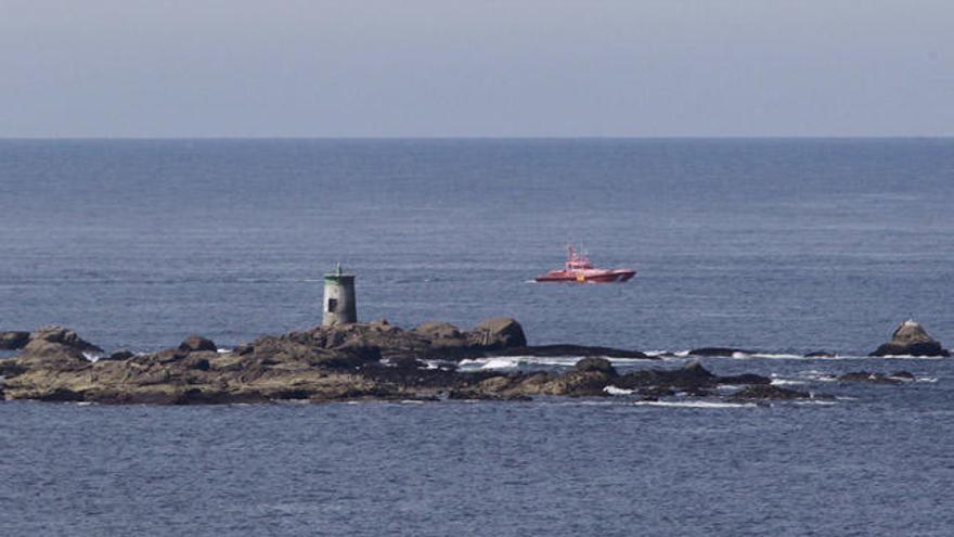 Encuentran el cuerpo del buceador vigués cerca de la proa del &quot;Mar de Marín&quot;