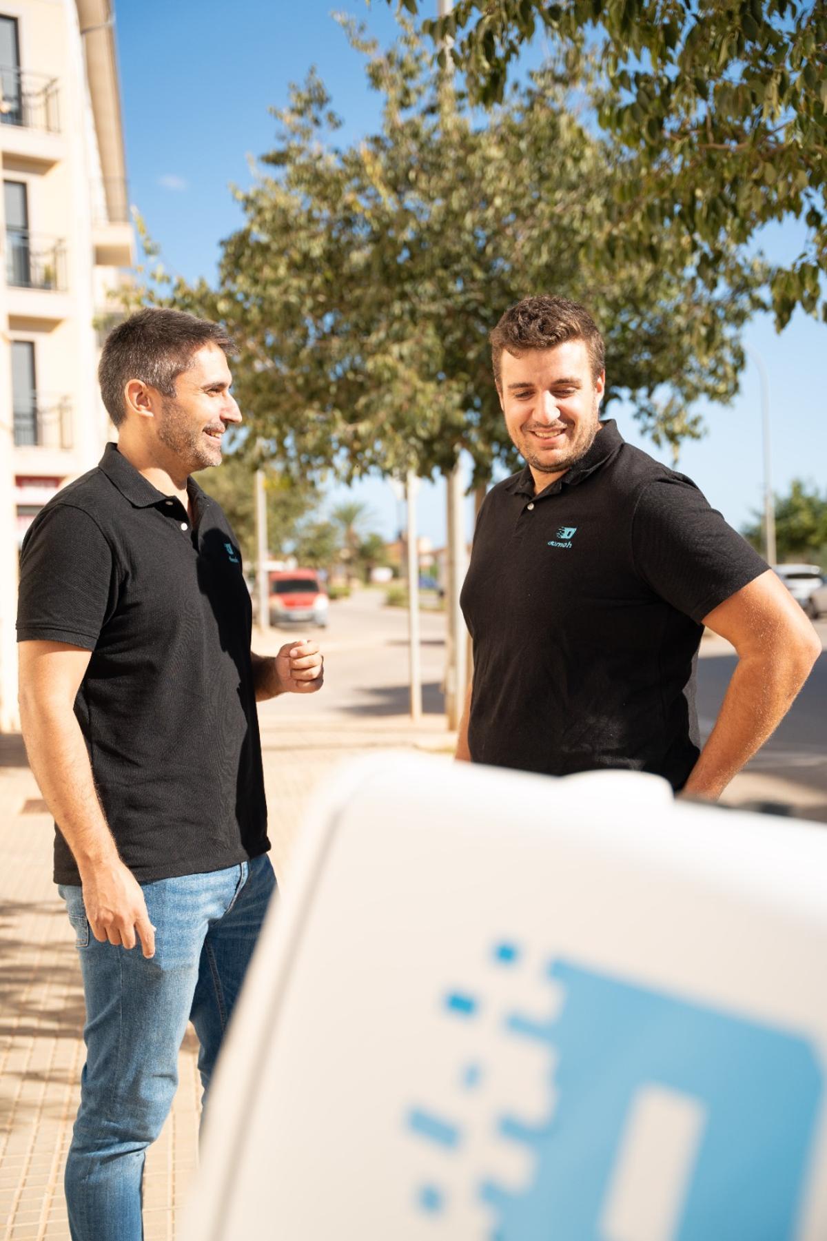 Dumoh Delivery: "Quan anam als restaurants, la majoria ja ens coneixen, o saben qui som, o ets «el fill de...», i això genera confiança"