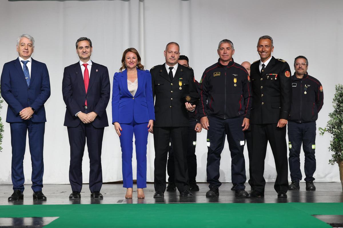 El Cuerpo de Bomberos de Castelló celebra a su patrón. Estos son todos los homenajeados en el acto