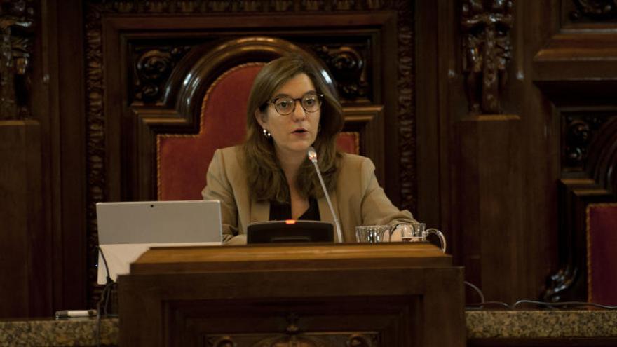 La alcaldesa Inés Rey manda un mensaje de &quot;tranquilidad y agradecimiento&quot;