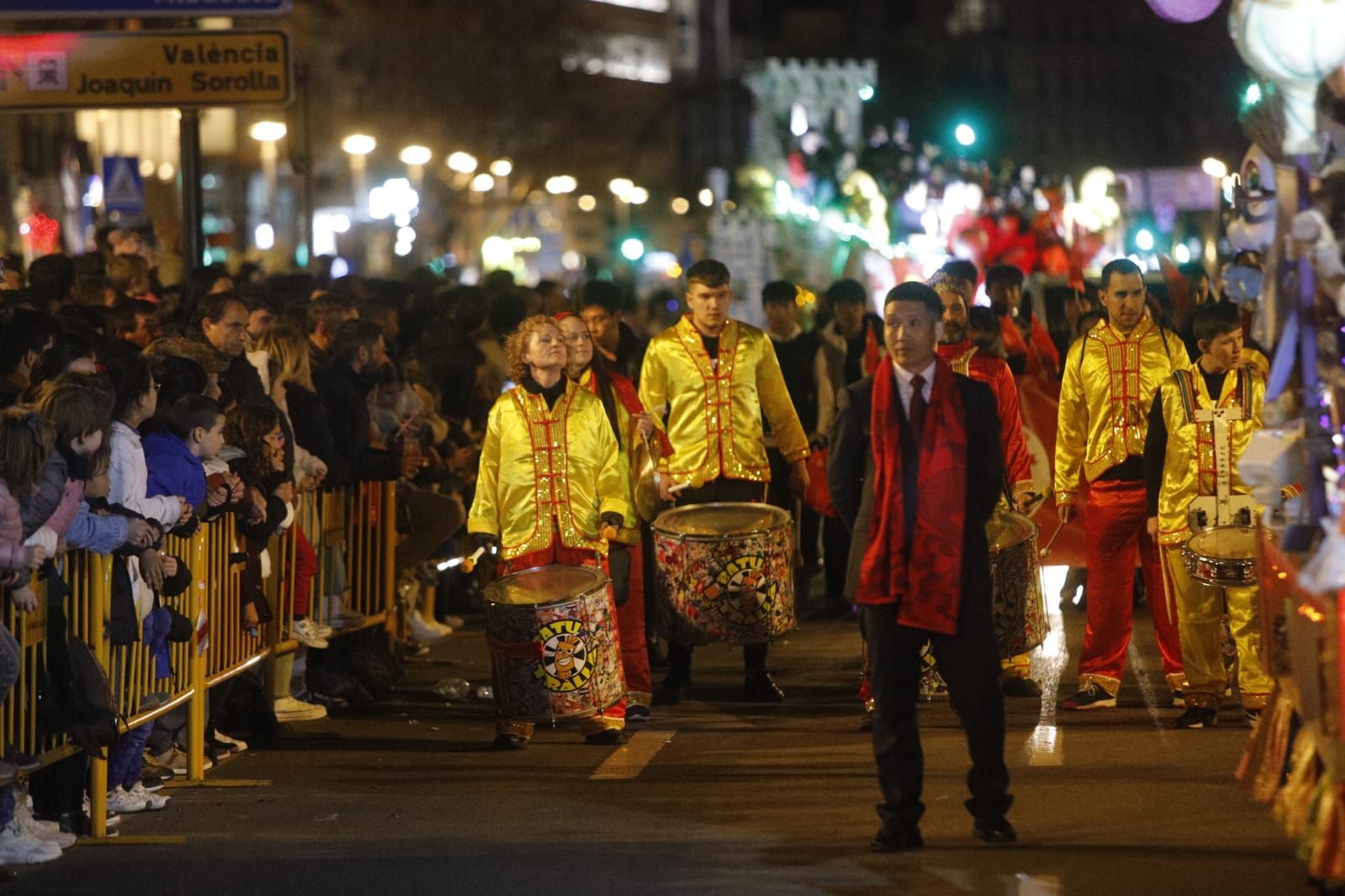 València recibe el nuevo año chino en una multitudinaria celebración