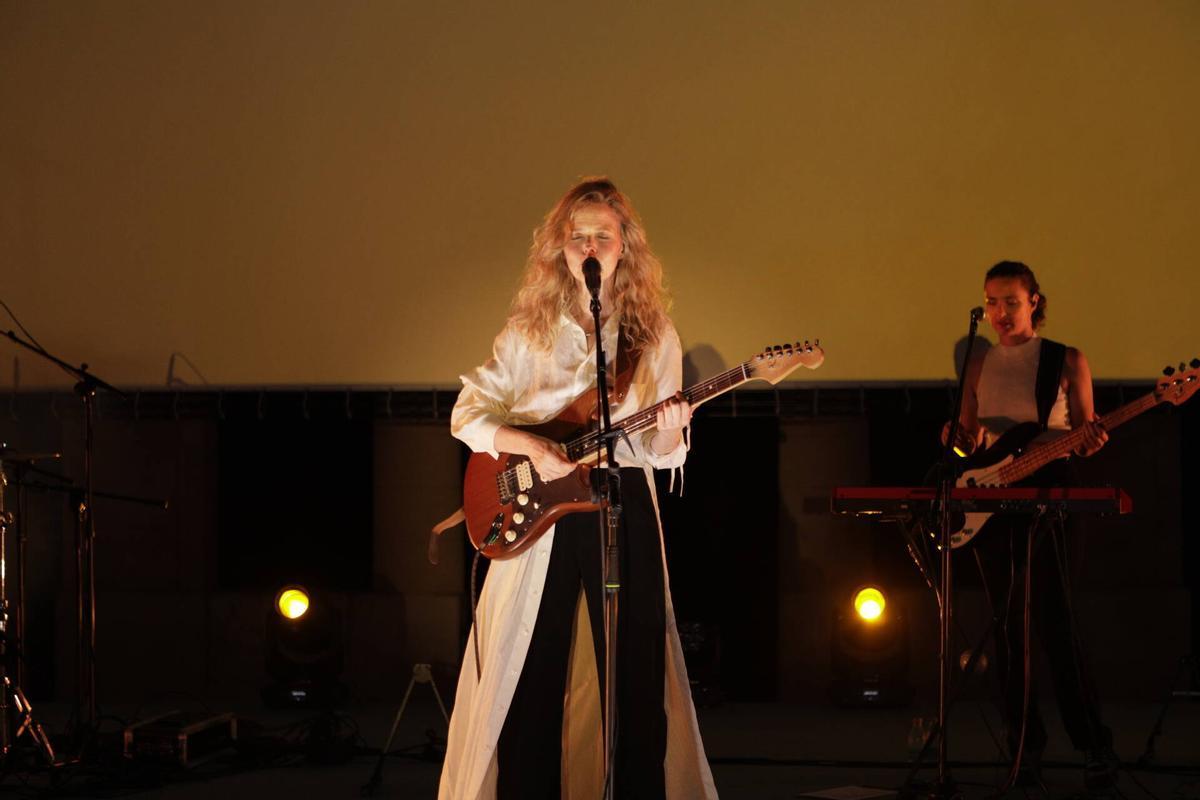 Christina Rosenvinge en el Atlàntida Film Festival de 2024