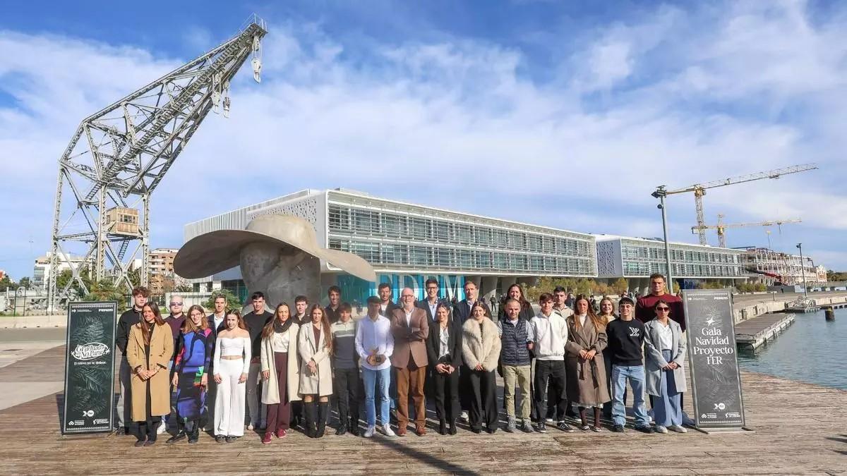 Los deportistas del Proyecto FER posaron en la tradicional foto de familia.