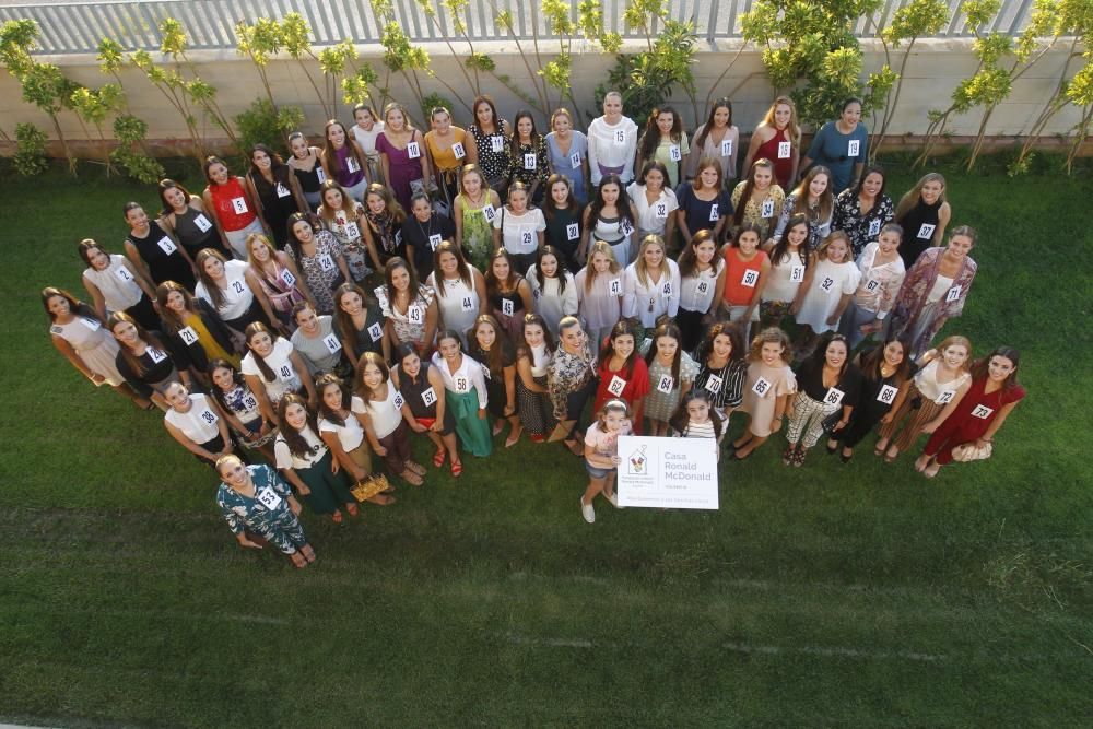 Visita de las candidatas a fallera mayor de València a la casa Ronald McDonald