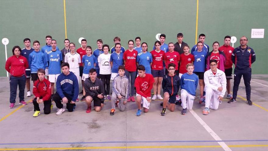 Tres pilotaris provincials, a les seleccions inferiors