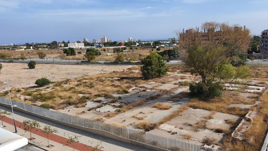 Sant Joan adecuará una parcela junto a la Torre Ansaldo para el IES Berlanga provisional