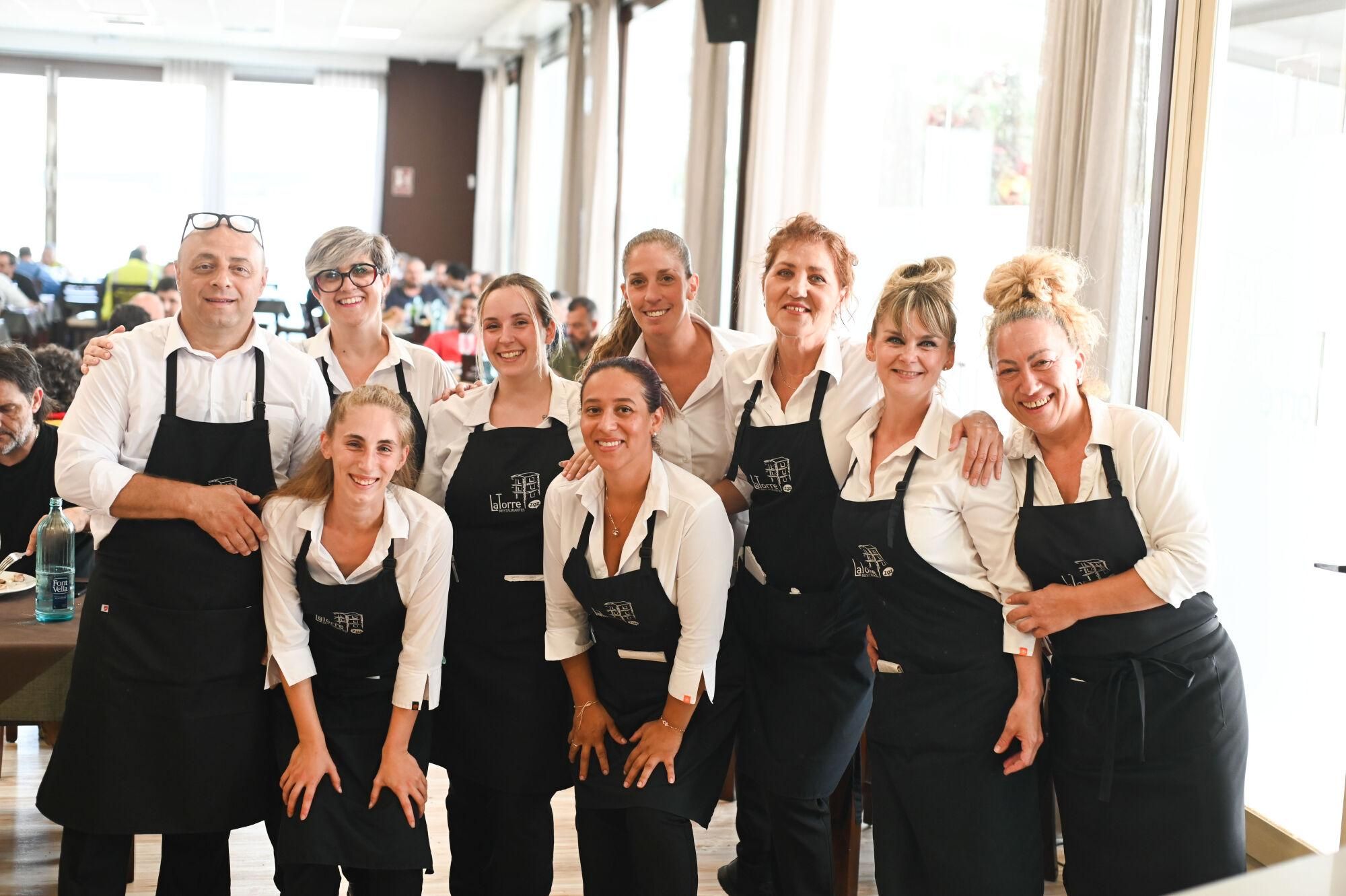 En imágenes | La Torre, el restaurante que triunfa en Malpica con 700 menús diarios y su famoso chuletón: &quot;Viene gente de toda Zaragoza&quot;