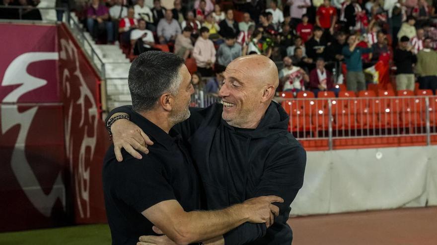 García Pimienta, entrenador del Almería: "No nos hemos caído, ha sido mérito del Oviedo"