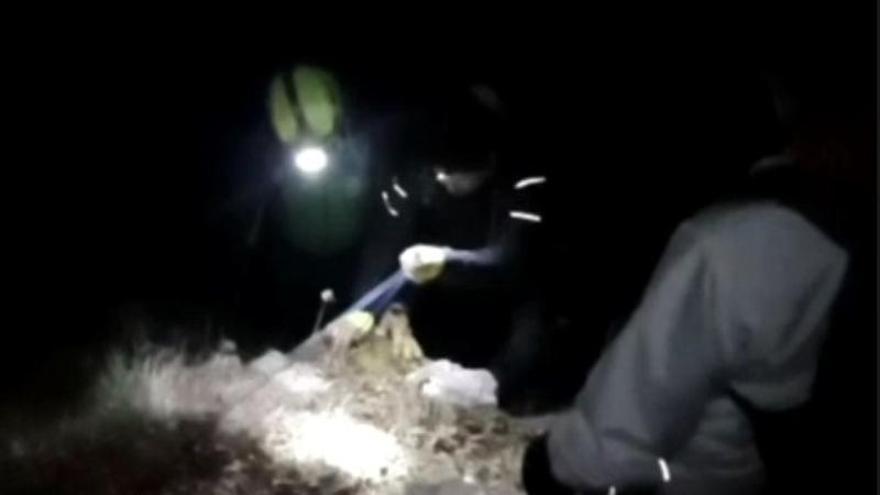 Rescatan en plena noche a tres montañeros atrapados en los Picos de Europa, cerca de Oseja de Sajambre, en León