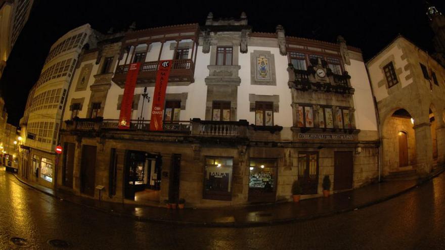 Casa Núñez, en el casco histórico de Betanzos.   | // VÍCTOR ECHAVE