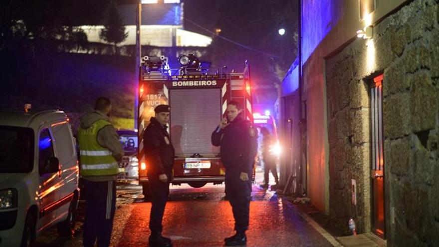 Ocho muertos en un incendio en una localidad de Portugal