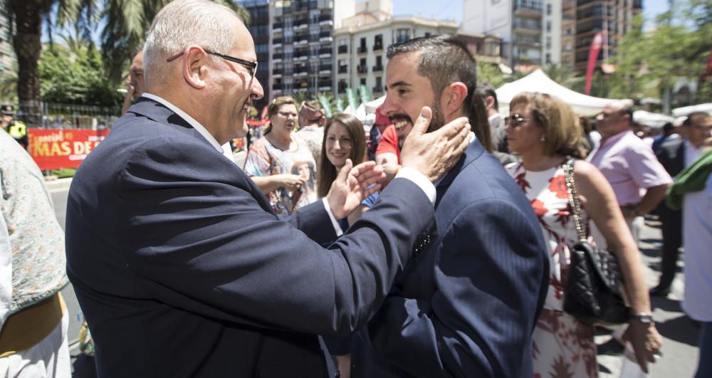 Hogueras 2019: Luceros calienta con la primera mascletà dentro de concurso.