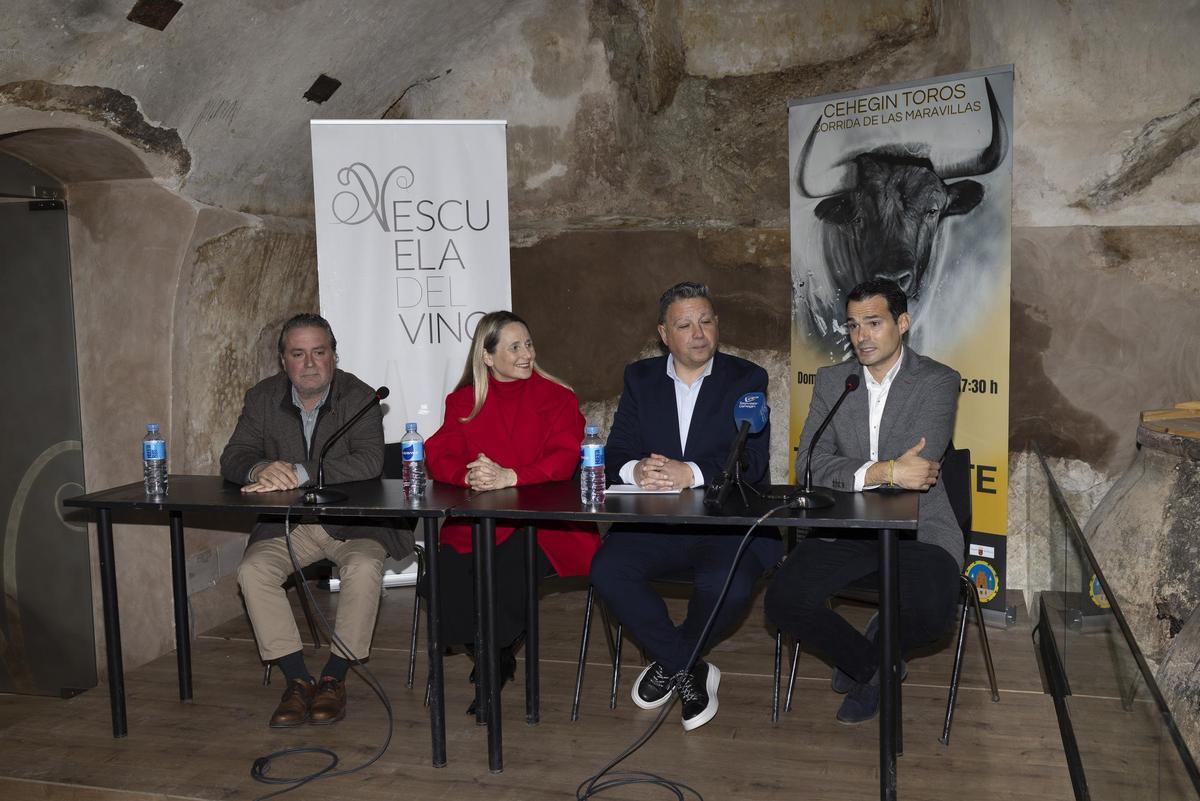Presentación de la corrida de toros de Cehegín