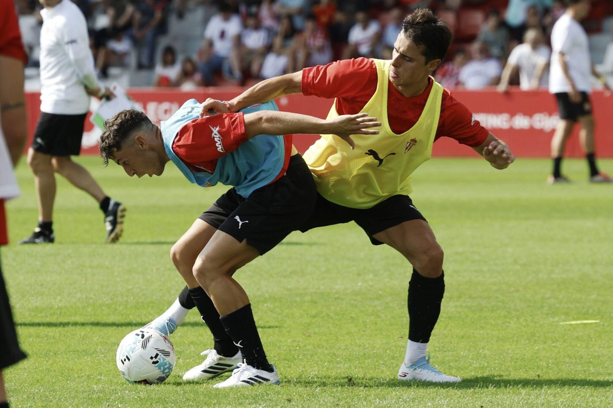 EN IMÁGENES: Segundo entrenamiento del Sporting, con público en Mareo