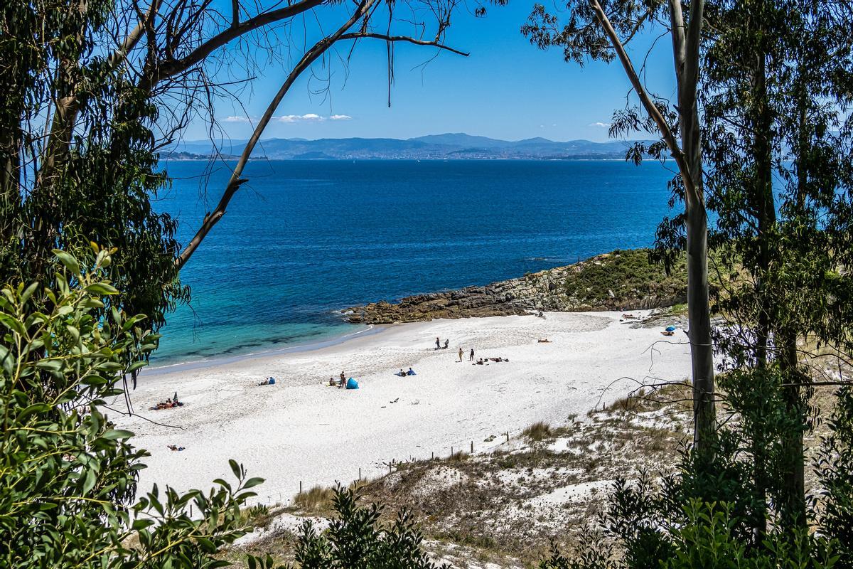 La playa de Figueiras en las islas Cíes