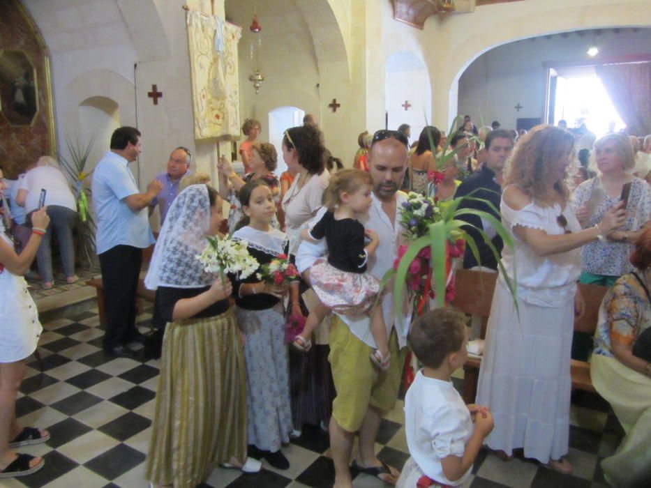 El Fadrí Major de Moscari corteja a las solteras en honor a la patrona Santa Anna