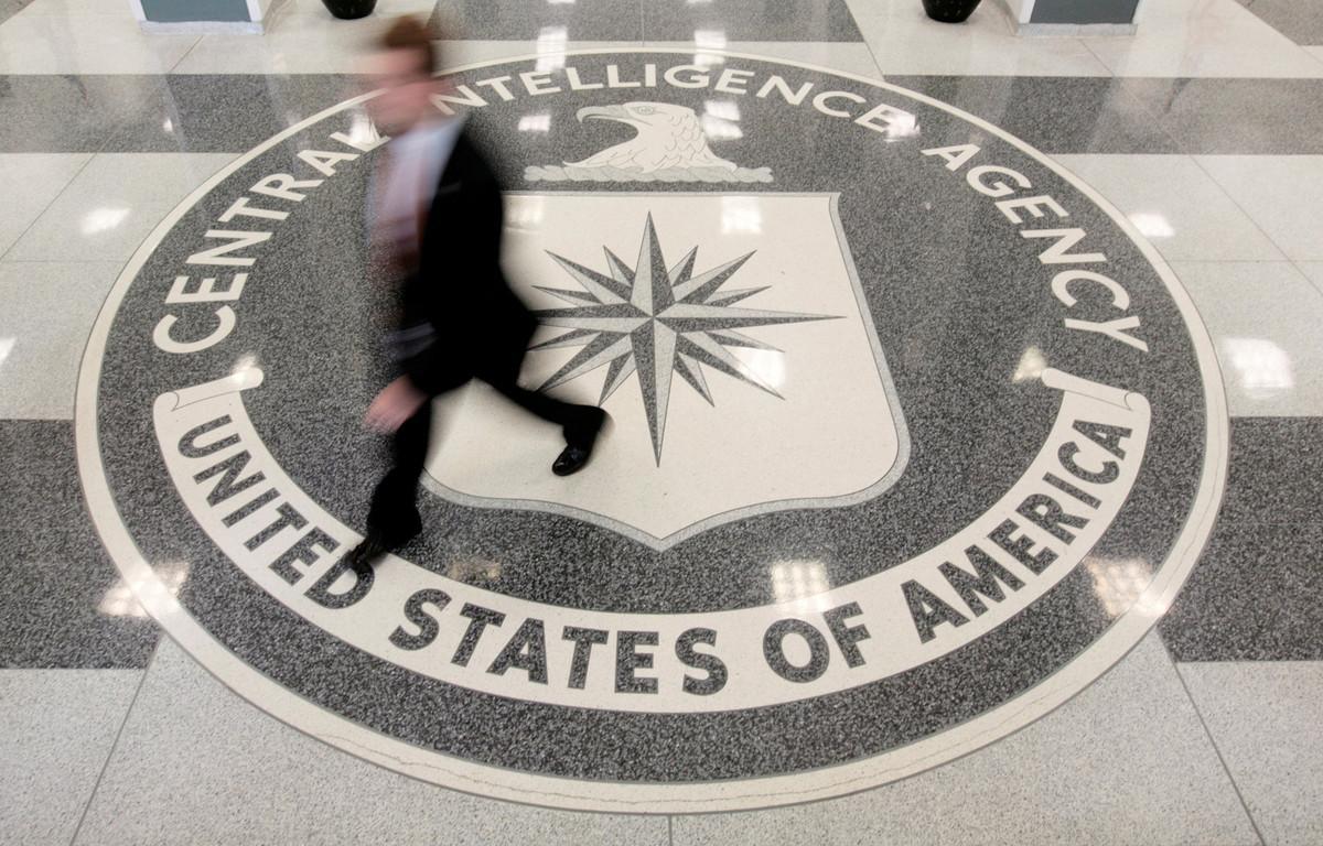 The lobby of the CIA Headquarters Building in Langley, Virginia, U.S. on August 14, 2008.  REUTERS/Larry Downing/File Photo   TPX IMAGES OF THE DAY